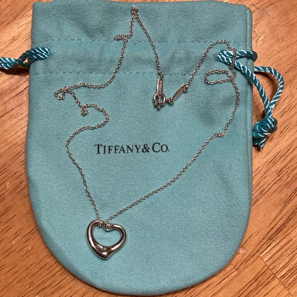 SOLD: Tiffany & Co Elsa Peretti Open Heart Diamond Necklace - Picture 11 of 11